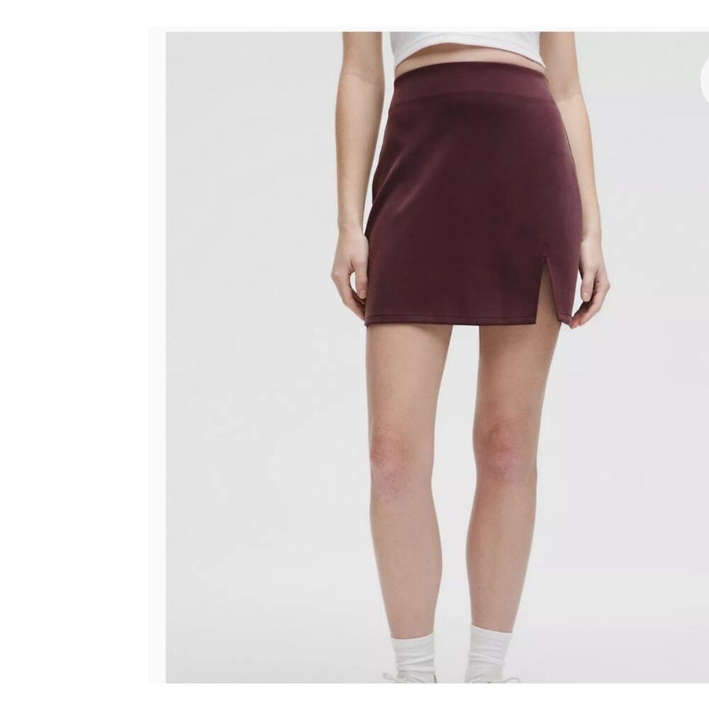 NWT Lululemon Softstreme High Rise Mini Skirt Women Size XS Goodnight Plum $88